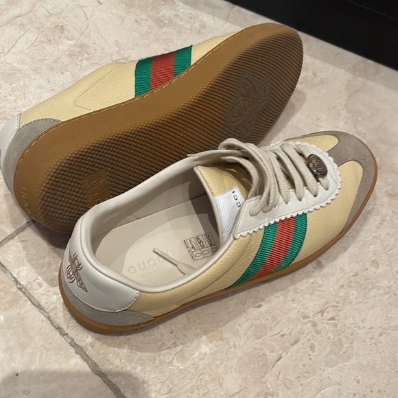 Gucci leather sneaker cream color - Picture 4 of 4